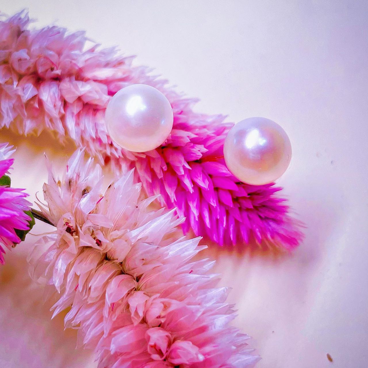 Opulence Pearl Earring