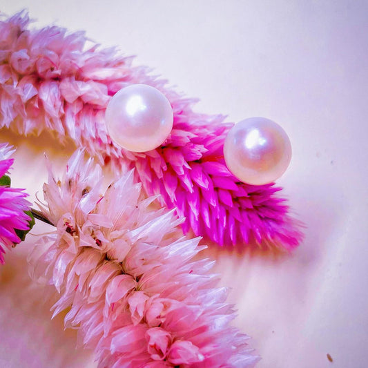 Opulence Pearl Earring